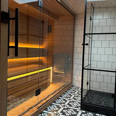 شقة Luxury Bright Great Location Sauna *